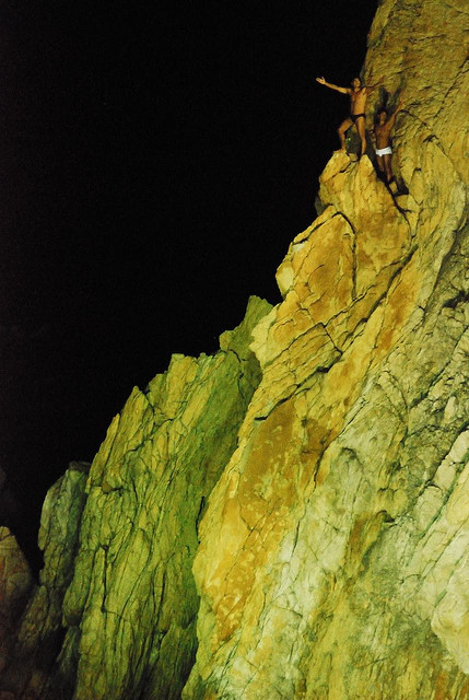 Cliff divers / Clavadistas de Acapulco